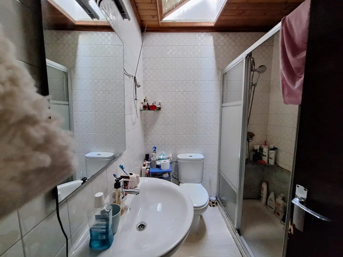 Baño de Casa adosada en venta en Castellar del Vallès con Calefacción, Terraza y Trastero