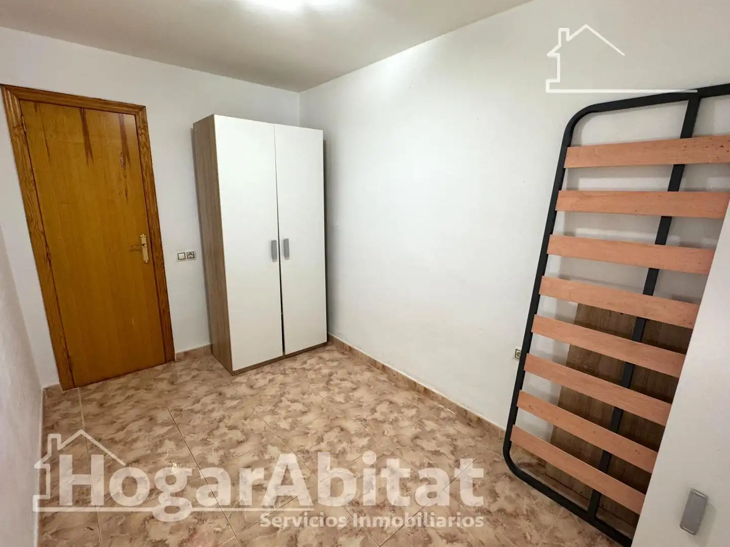 Bedroom of Flat for sale in Sur