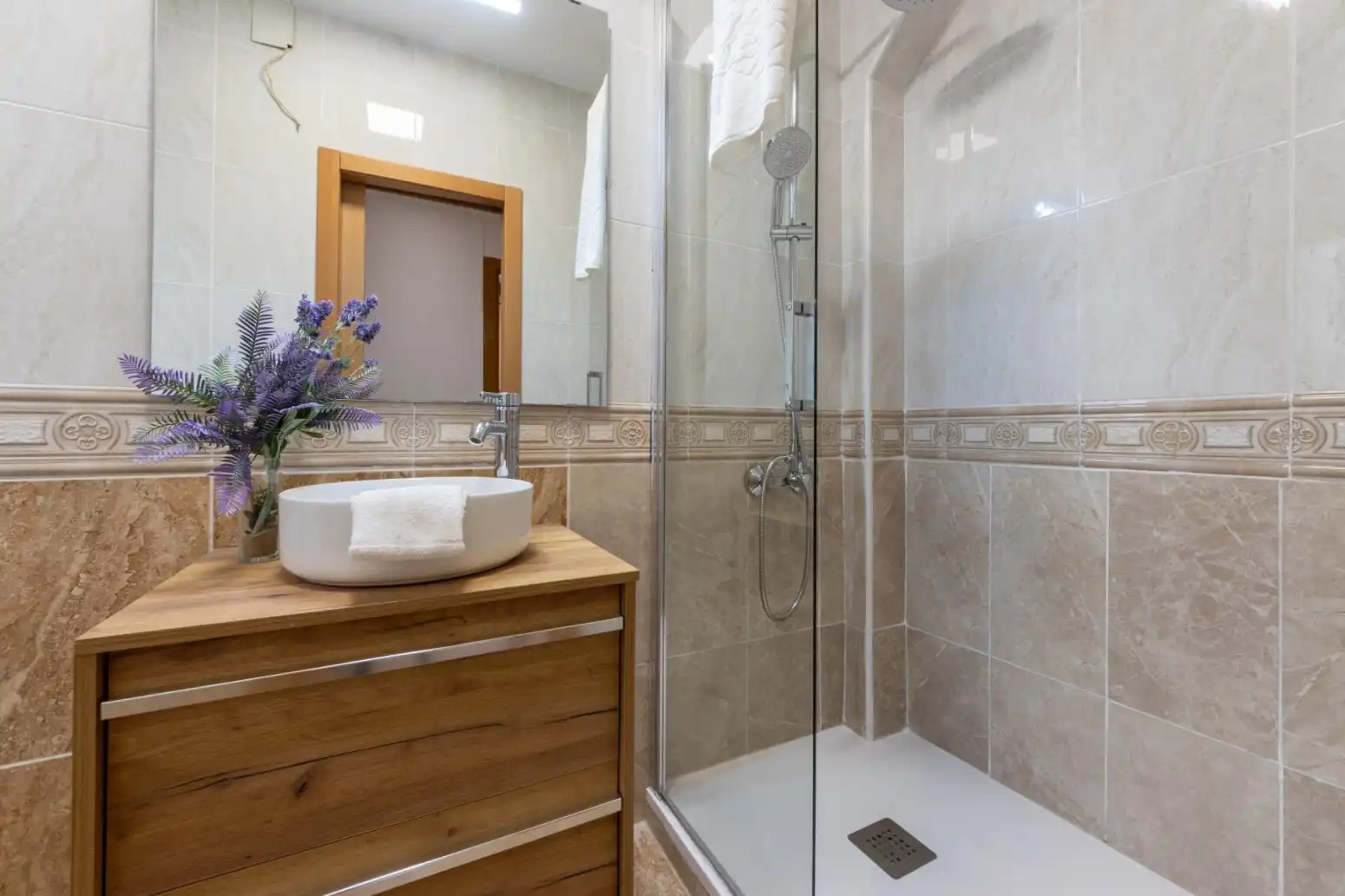 Baño de Piso en venta en Tarragona con Calefacción y Balcón