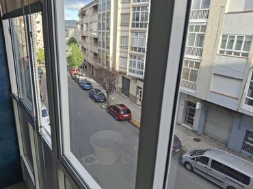 Piso con balcón en venta en Universidad