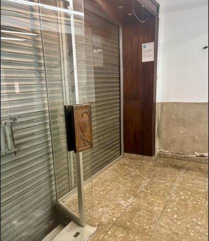 Local comercial en Venta en Avenida de la Paloma en Girón - Las Delicias