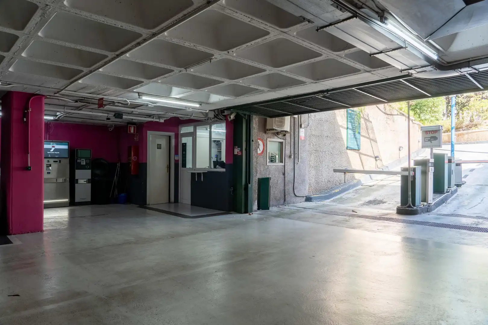 Garage for rent in Barcelona