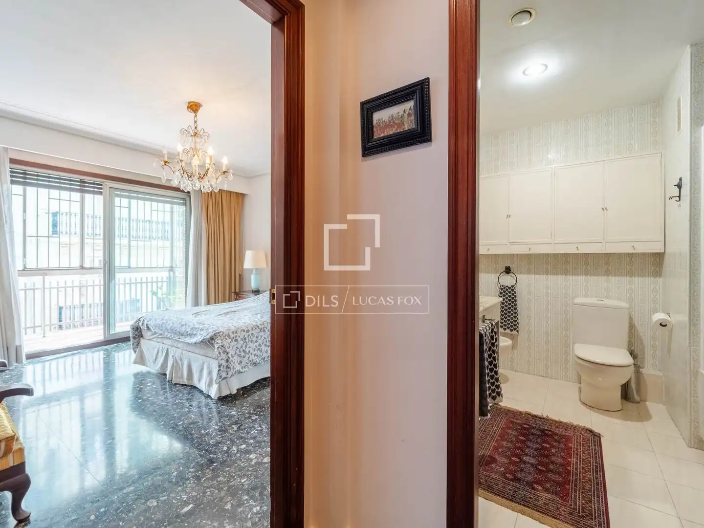 Piso en venta en Valencia con Calefacción, Terraza y Balcón