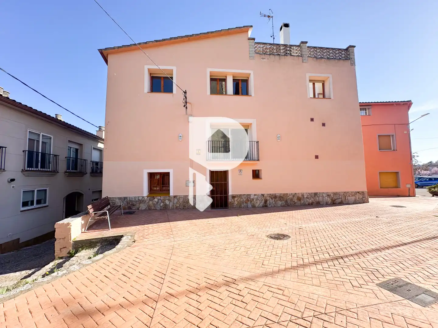 Vista exterior de Casa o xalet en venda en Olesa de Bonesvalls amb Balcó