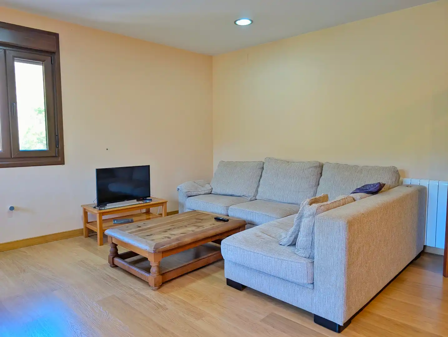 Living room of Houses for sale in Zorraquín  with Heating, Parquet flooring and Terrace
