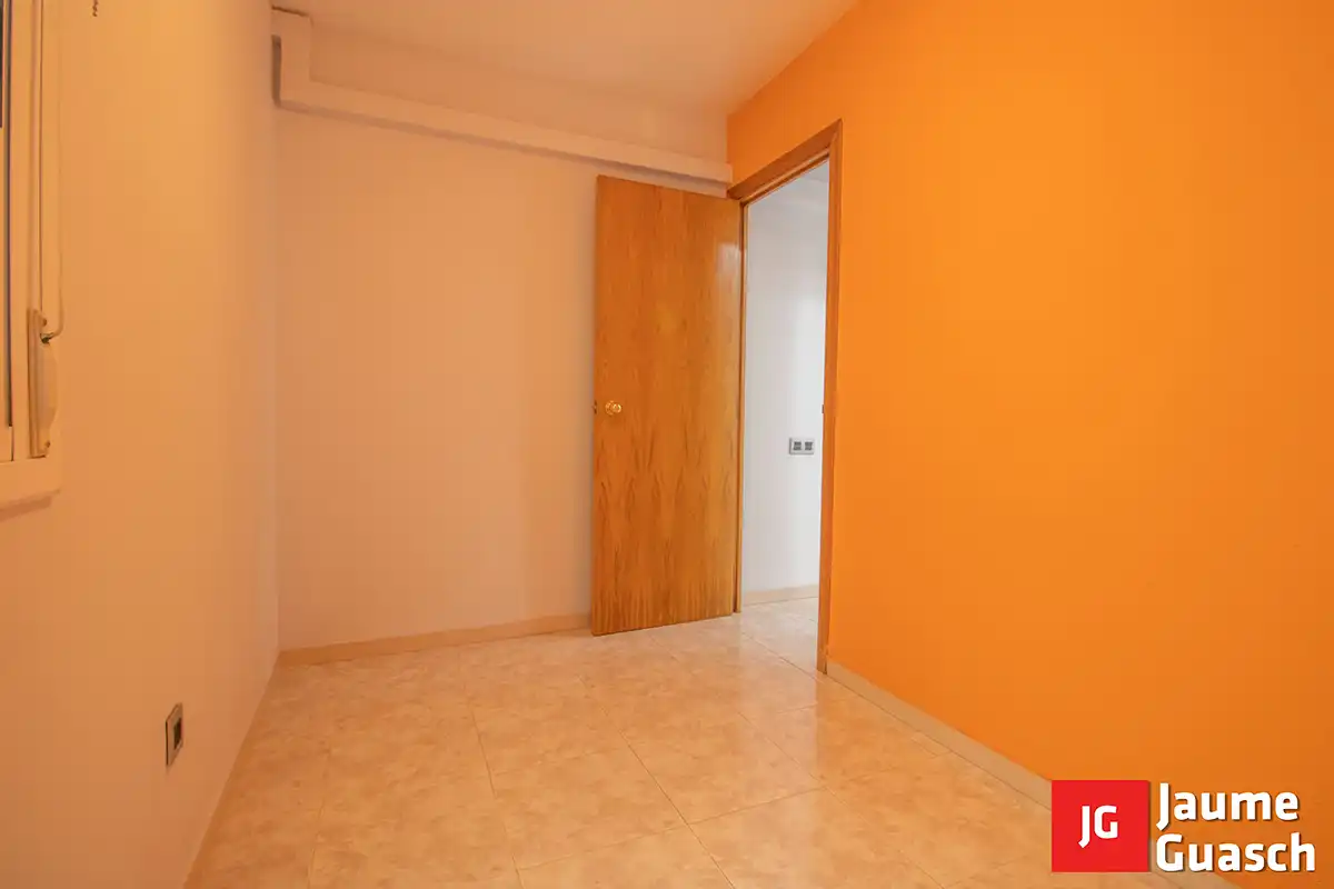 Flat for sale in Torredembarra  with Air Conditioner, Heating and Oven