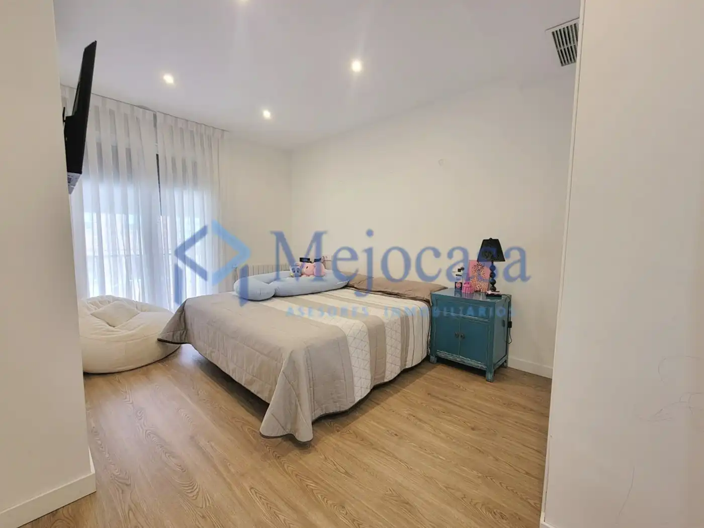 Bedroom of Detached homes for sale in Madrid  with Air Conditioner, Heating and Private garden