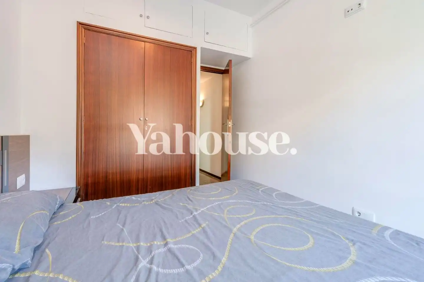 Schlafzimmer von Wohnung zum Verkauf in Barcelona mit Klimaanlage, Heizung und Terrasse