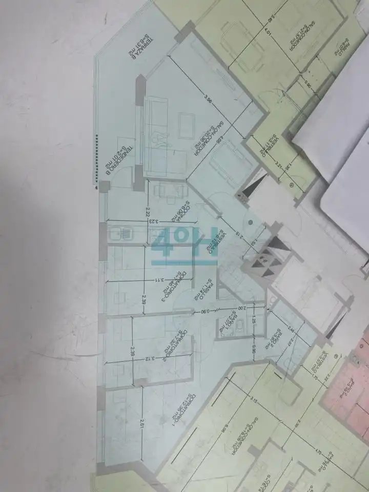 Piso de alquiler en Ourense Capital  con Calefacción, Parquet y Balcón