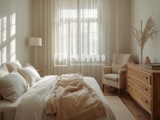 Habitación de Casa o chalet en venta en  Madrid Capital con Terraza