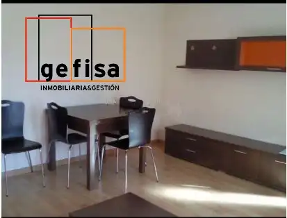 Vista exterior de Pis en venda en Valdepeñas amb Calefacció i Moblat