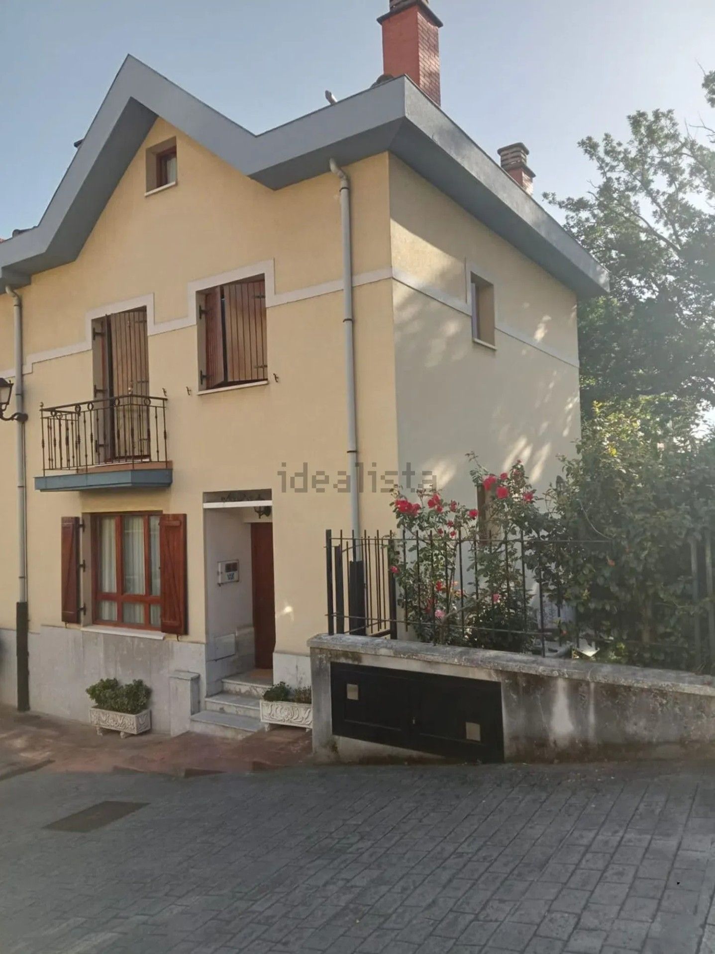Exterior view of House or chalet for sale in Basauri   with Heating, Private garden and Terrace