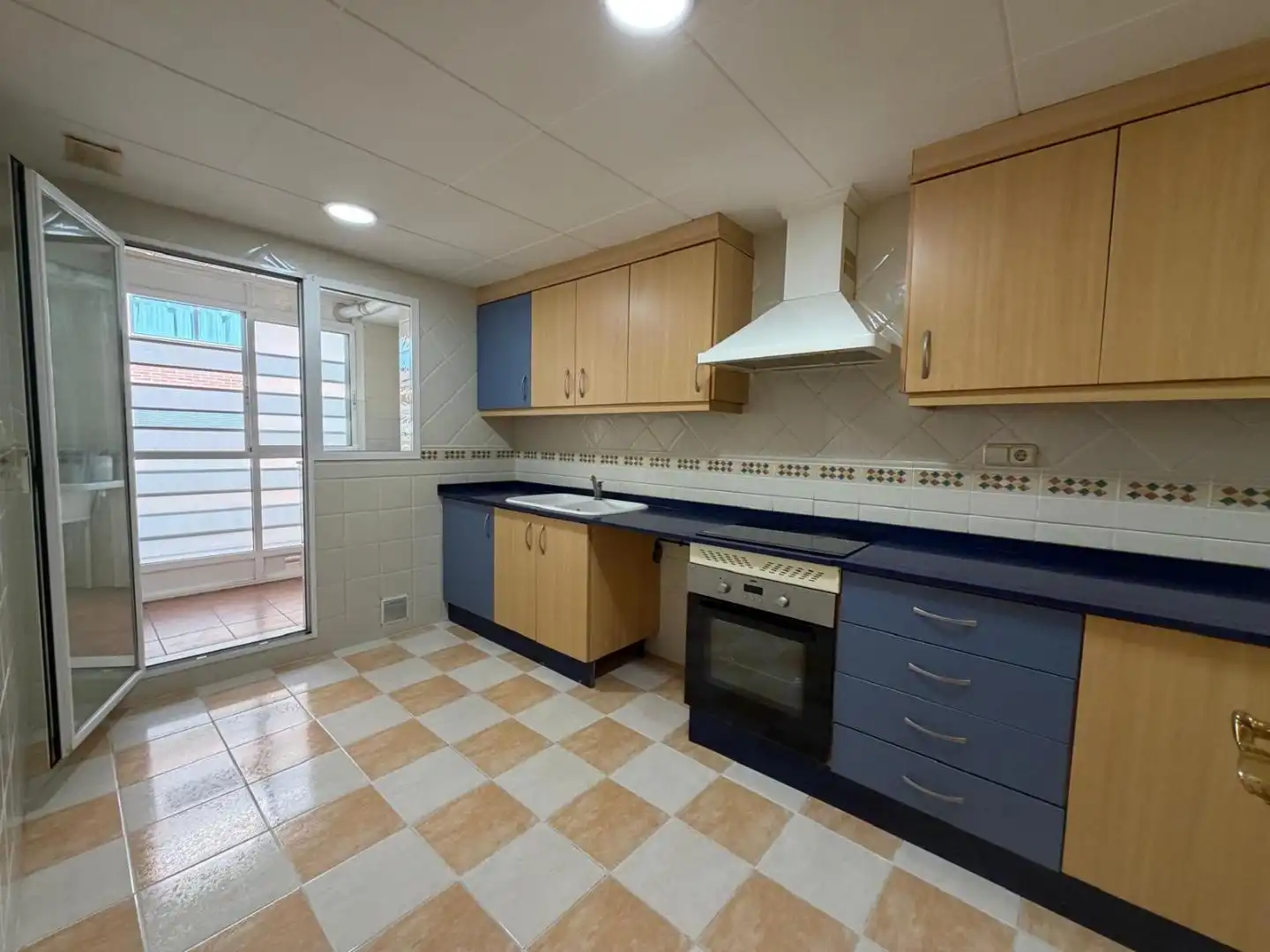 Kitchen of Duplexes for sale in Benetússer