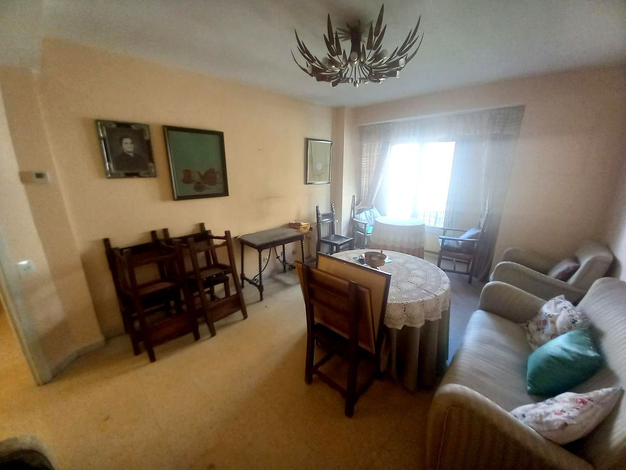 Menjador de Pis en venda en Tarazona amb Calefacció