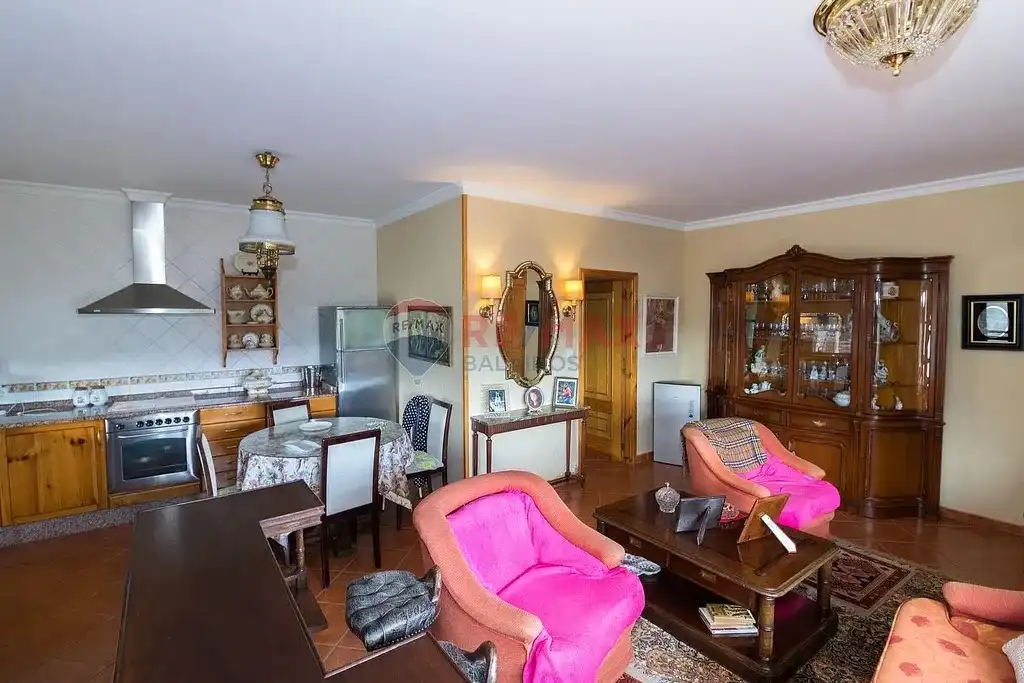 Sala d'estar de Casa o xalet en venda en As Neves   amb Calefacció, Jardí privat i Parquet