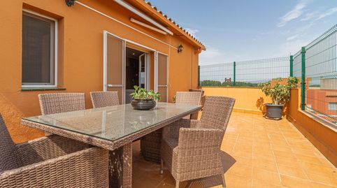 Foto 3 de Dúplex en venta en Eixample - Horta Capallera, Figueres