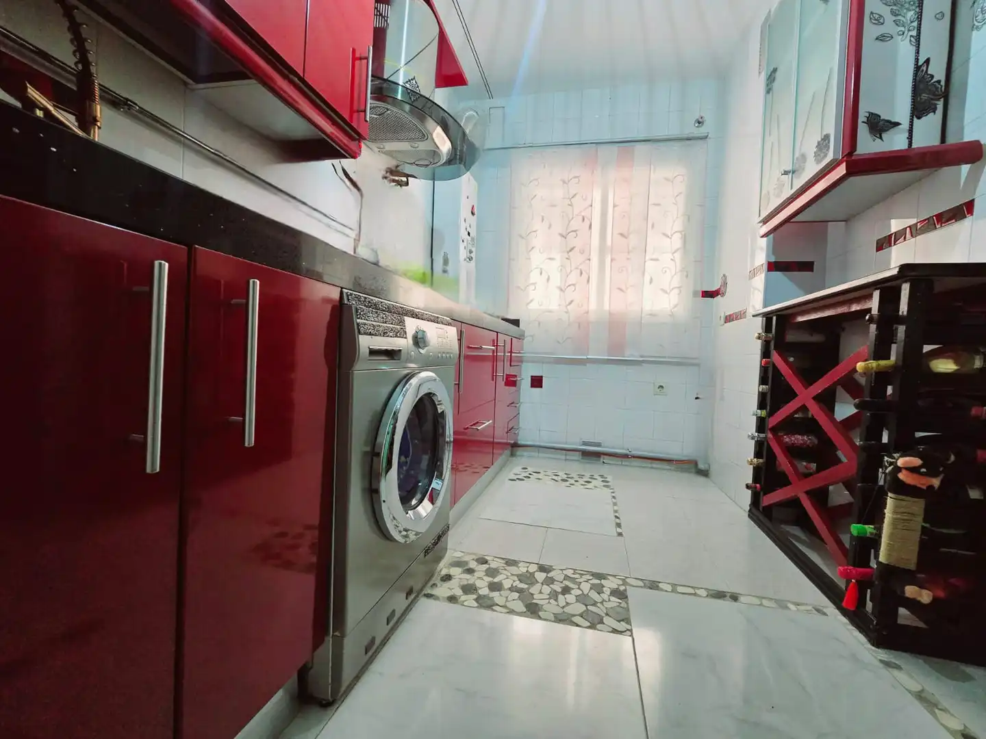 Kitchen of Flat for sale in Sevilla  with Terrace