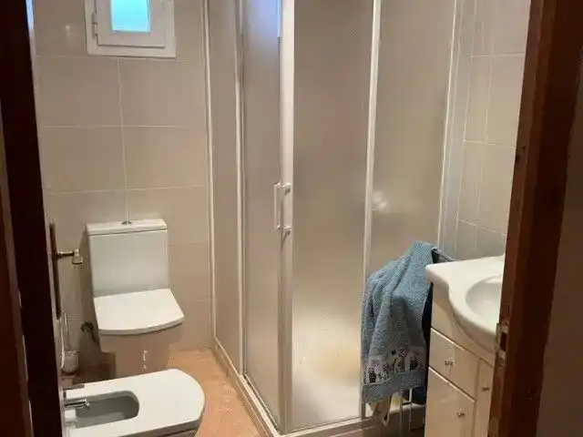Bathroom of Houses for sale in Torrente de Cinca  with Air Conditioner, Private garden and Furnished