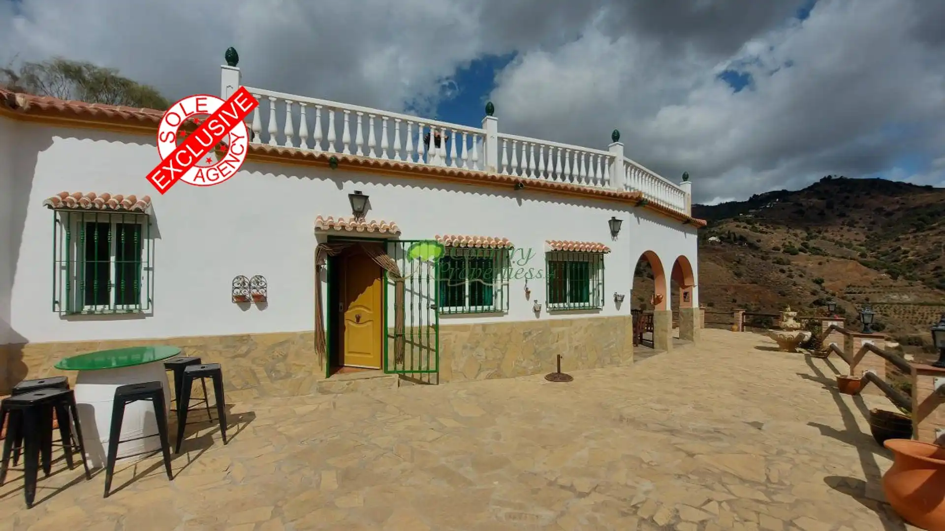 Vista exterior de Finca rústica en venta en Vélez-Málaga con Aire acondicionado, Terraza y Trastero