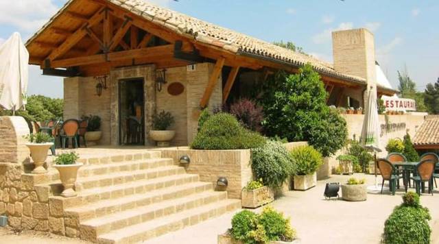 Local comercial en Venta en N-240 en Barbastro