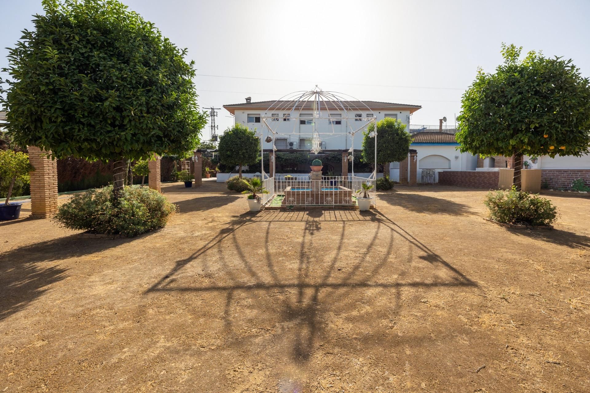 Casa o xalet en venda a Rosaleda - Juventud
