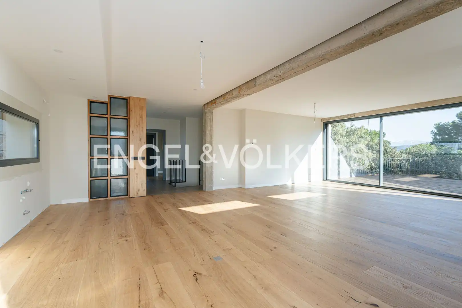 Sala d'estar de Casa o xalet en venda en Galapagar amb Aire condicionat, Calefacció i Jardí privat