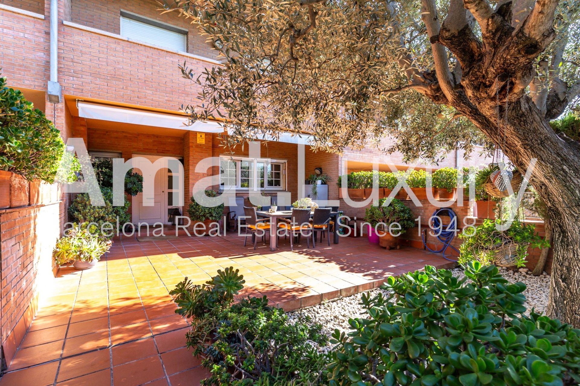 Single-family semi-detached for sale in CAN SOLANES DE, La Plana - Bellsoleig