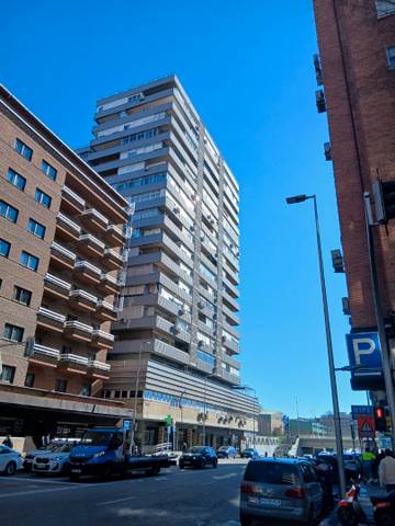 Piso en Venta en Calle de Antonio López en Comillas