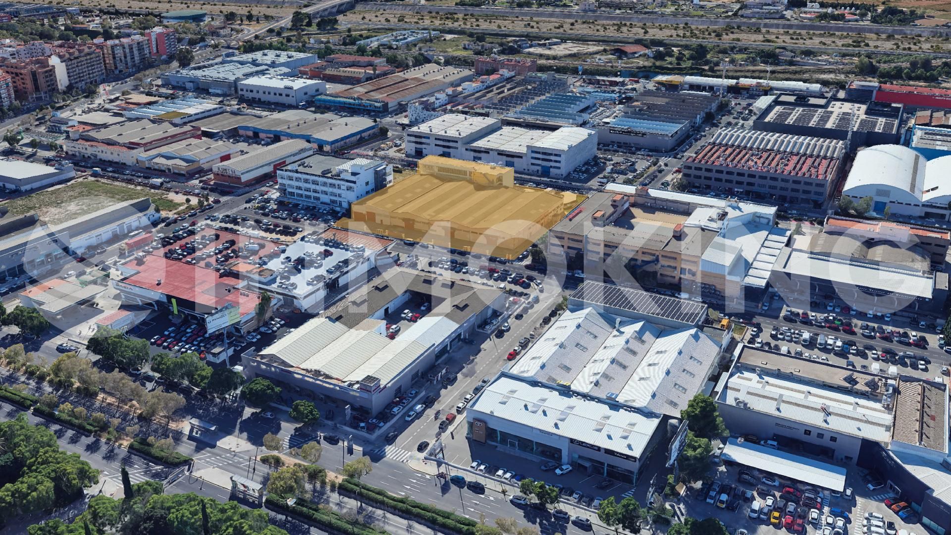 Vista exterior de Nau industrial de lloguer en  Valencia Capital amb Calefacció