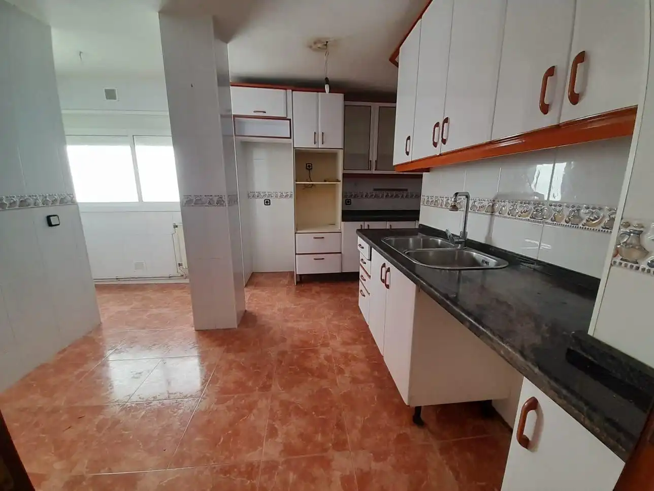 Cuina de Pis en venda en Tarragona amb Calefacció, Jardí privat i Terrassa