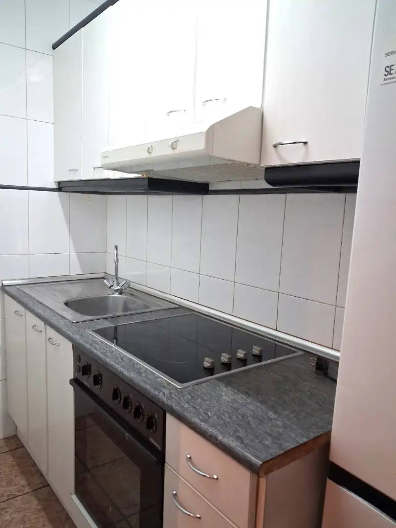 Flat with terrace to rent in Calle de Josefa Amar y Borbón, imagen 2