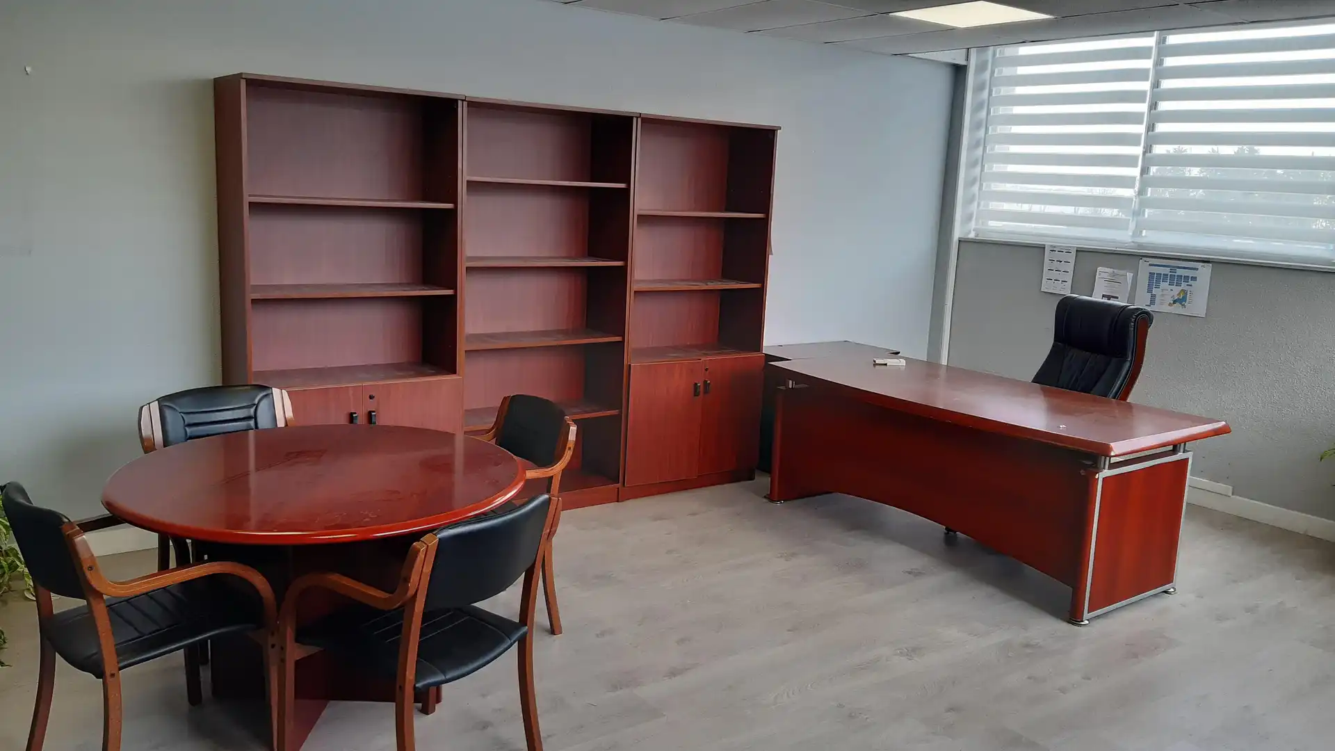 Office for rent in Coslada  with Air Conditioner and Heating