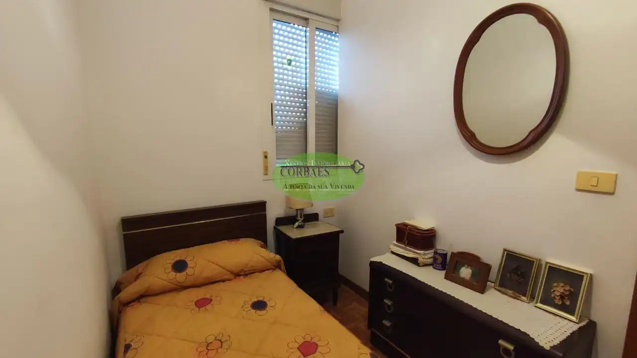 Habitación de Edificio en venta en Ourense Capital 