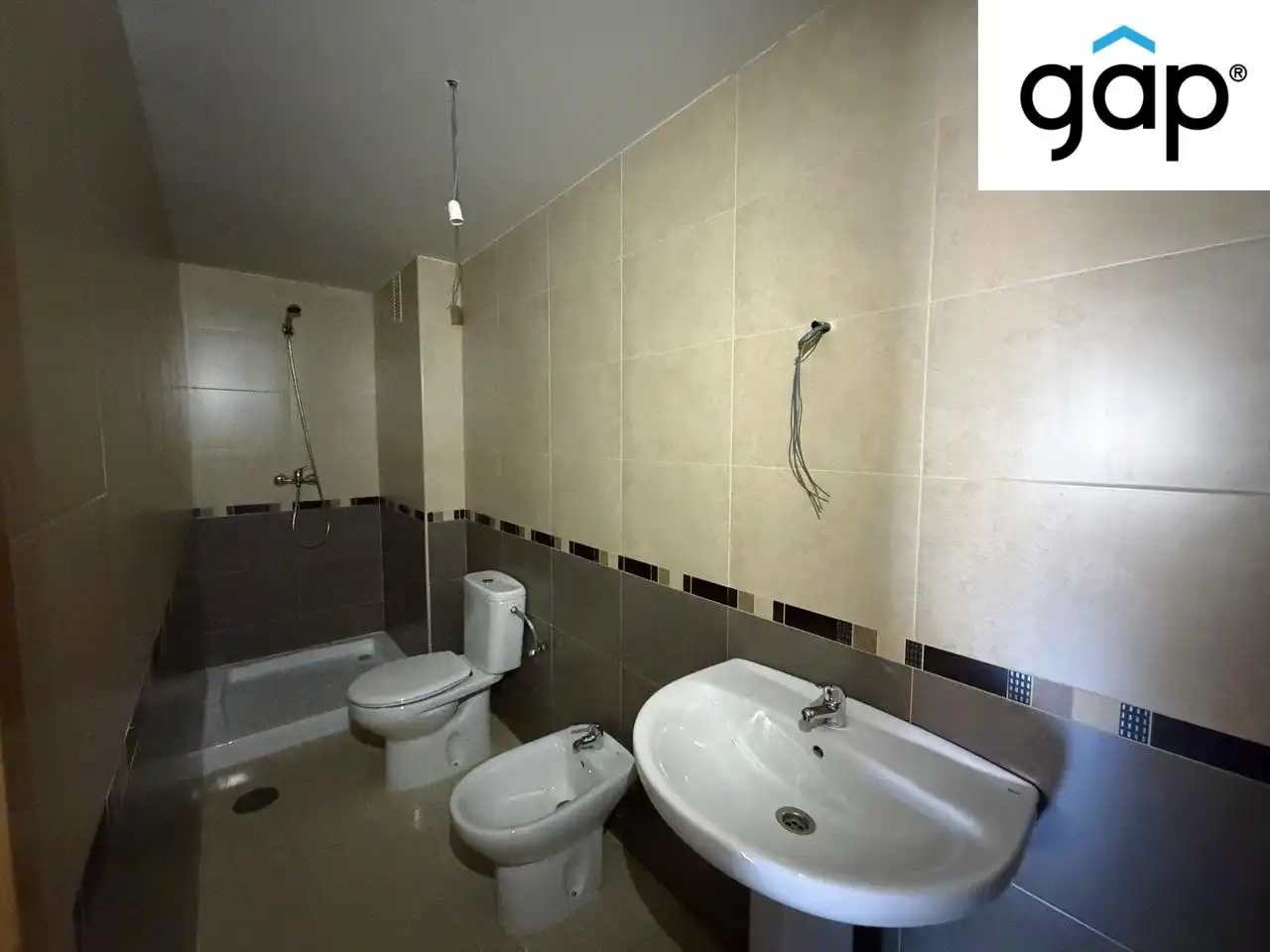 Bathroom of Flat for sale in Cuenca  with Heating and Storage room