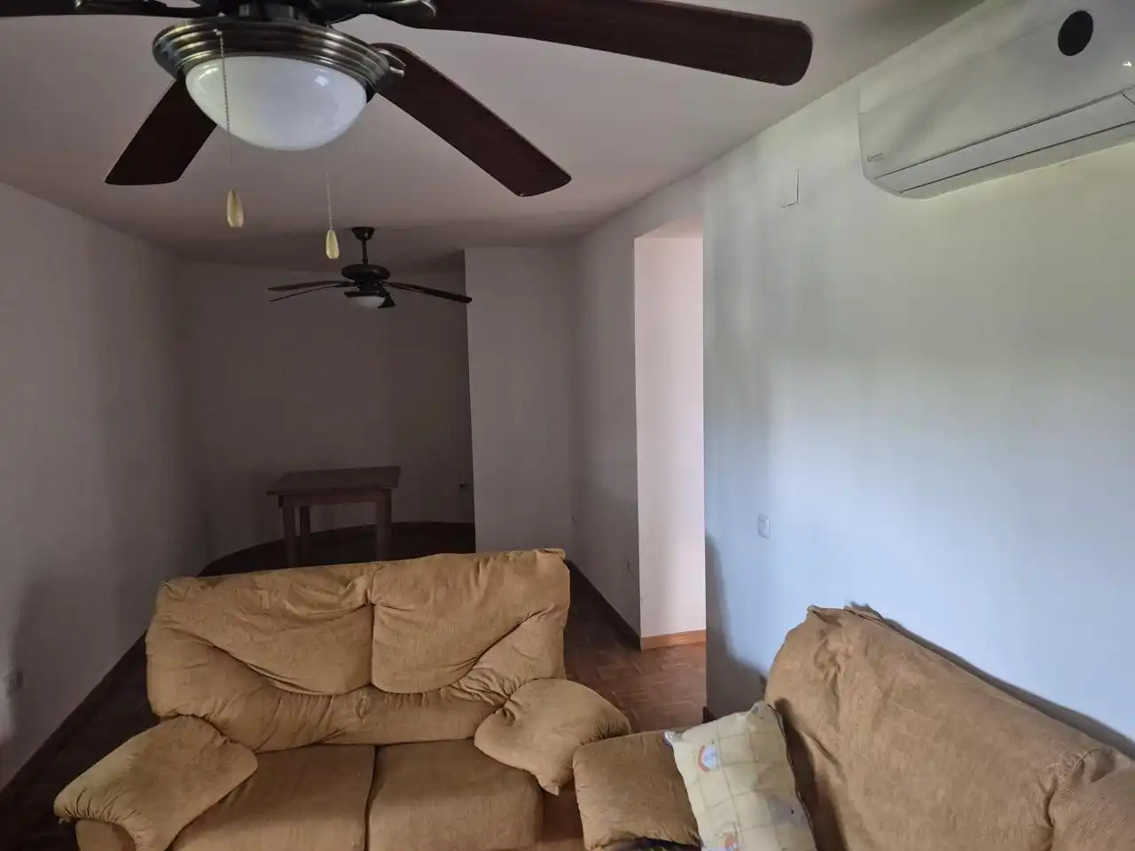 Sala de estar de Piso en venta en Pedro Muñoz con Aire acondicionado y Terraza
