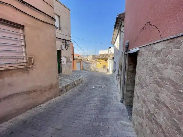 Casa adosada en venda a Calle QUEVEDO, 58, Yecla
