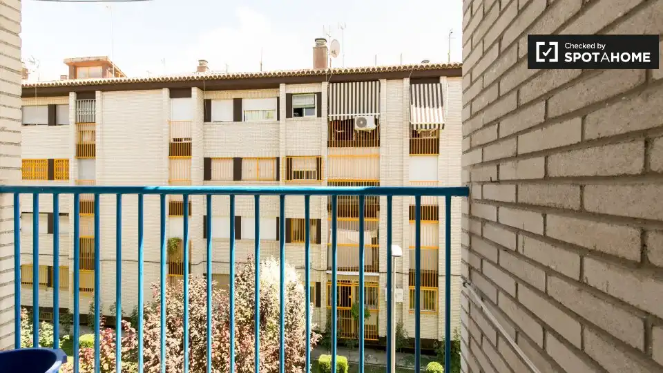 Room in Parque Nueva Granada
