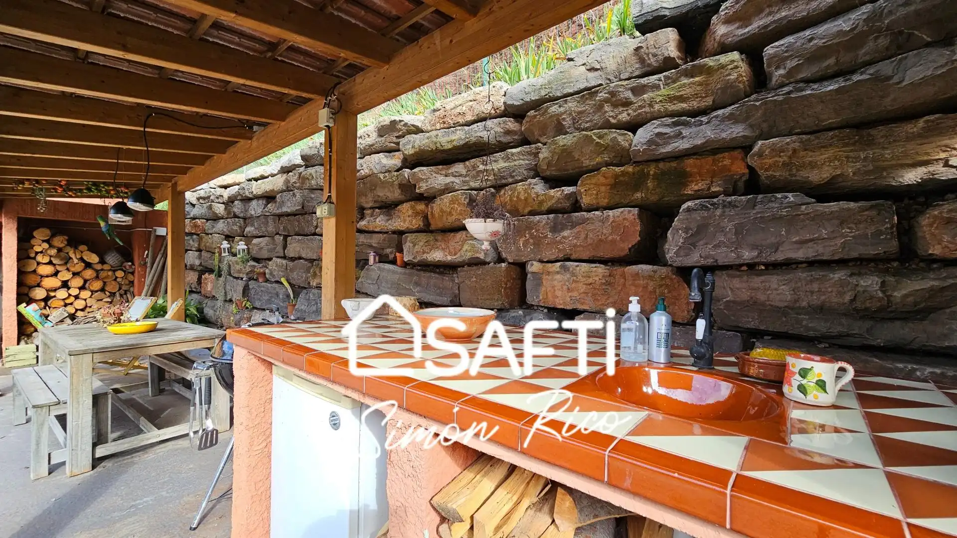Jardí de Casa o xalet en venda en Cervelló