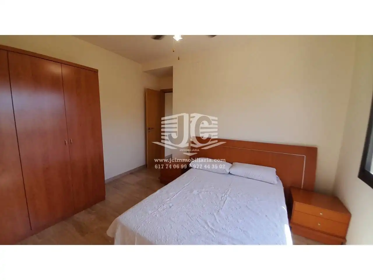 Habitación de Piso de alquiler en Tortosa con Aire acondicionado, Terraza y Amueblado