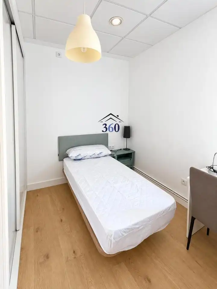 Ground floor for rent in Calle Antonio Reyes Huertas, Centro