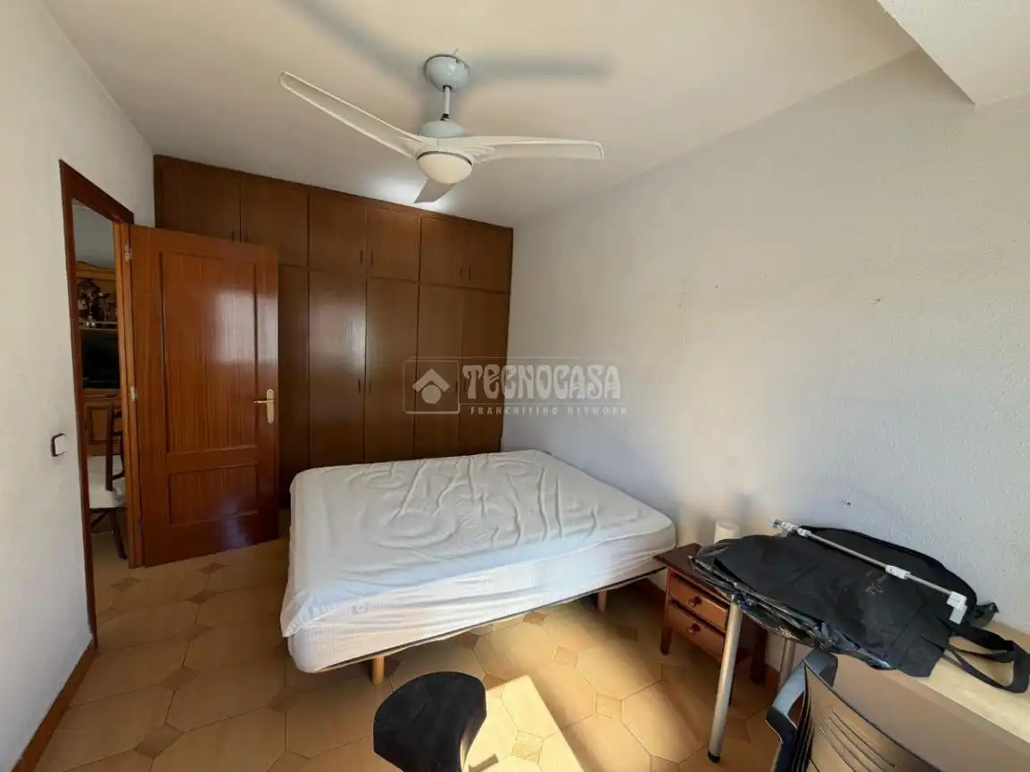 Habitación de Piso en venta en Jaén con Balcón
