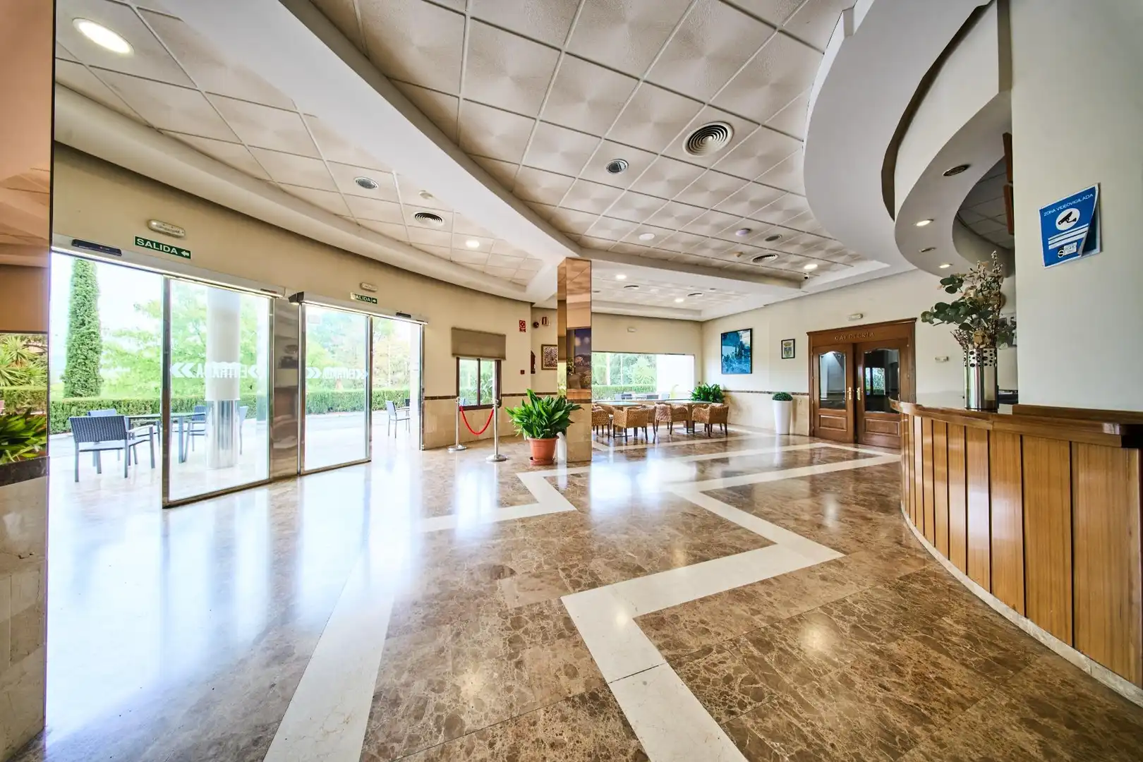 Buildings for sale in Quesada