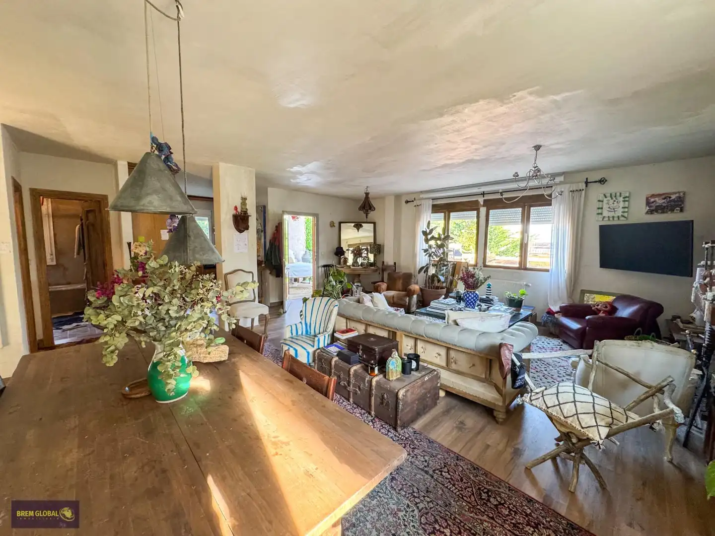 Sala d'estar de Casa o xalet en venda en Bustarviejo amb Aire condicionat, Calefacció i Jardí privat