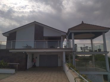 Villa avec balcon à vendre à Medellín