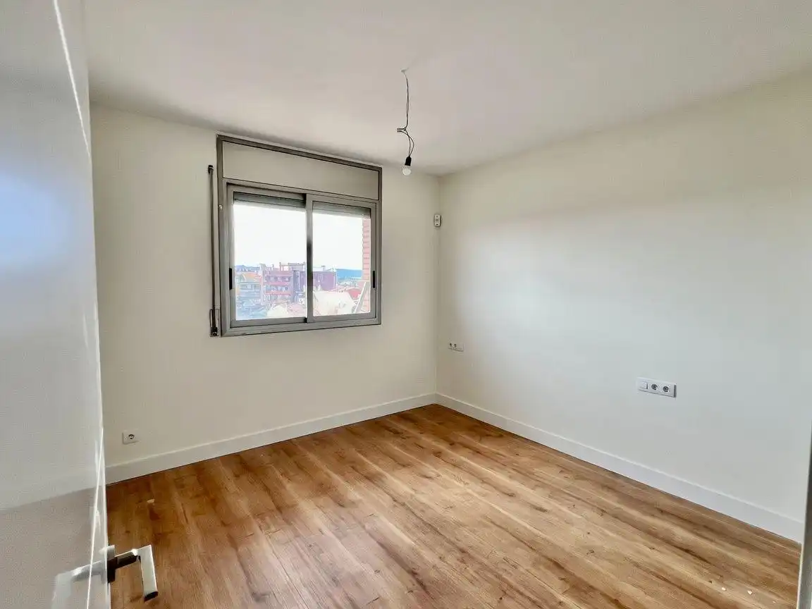 Bedroom of Flat for sale in Sabadell  with Air Conditioner, Heating and Terrace
