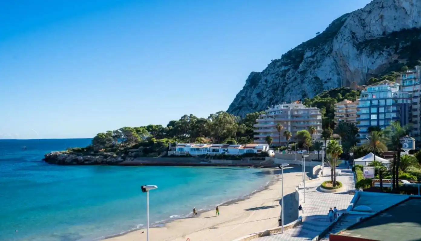 Vista exterior de Apartamento en venta en Calpe / Calp con Aire acondicionado, Calefacción y Jardín privado