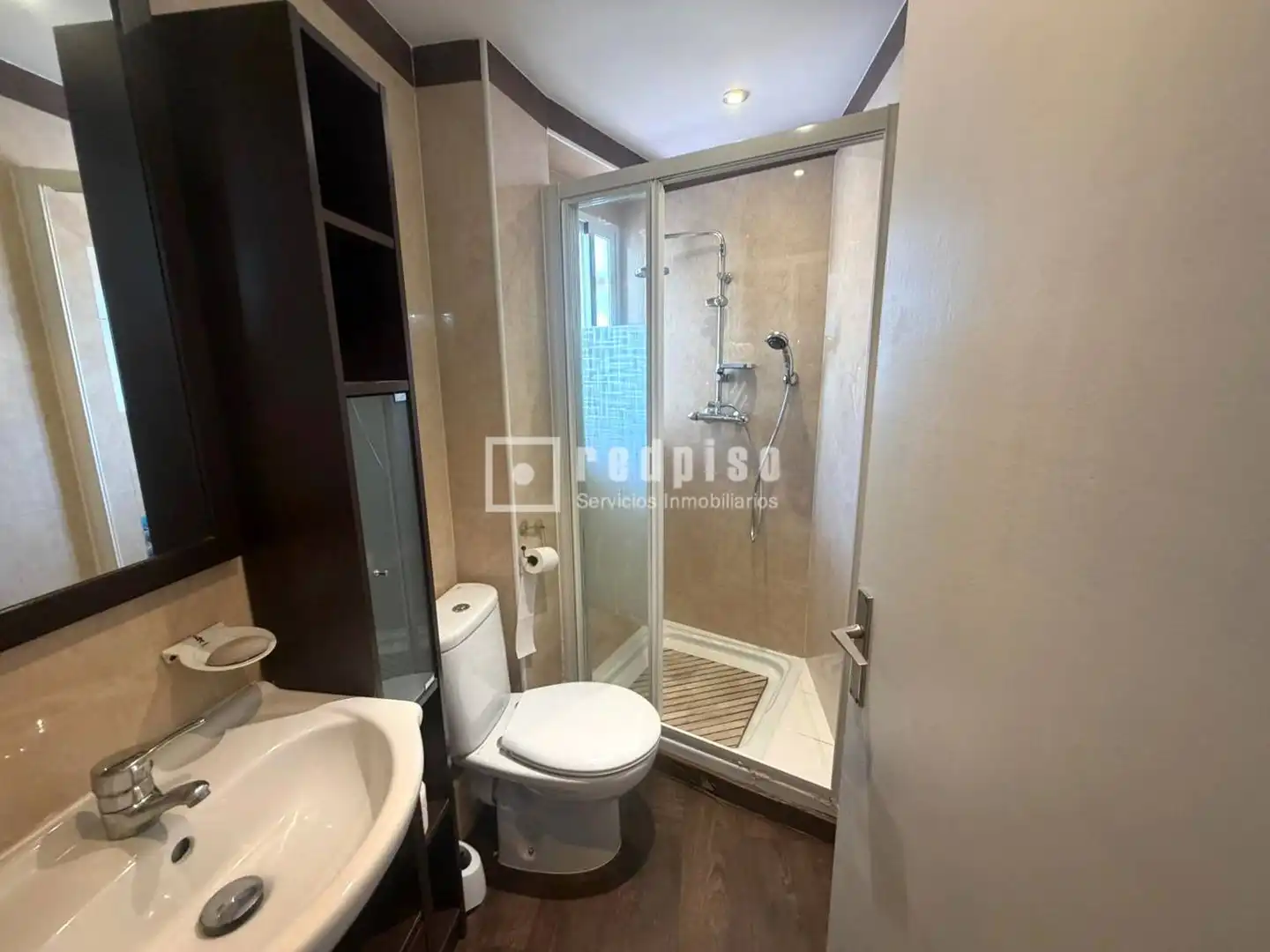 Baño de Piso en venta en Madrid con Aire acondicionado, Terraza y Trastero