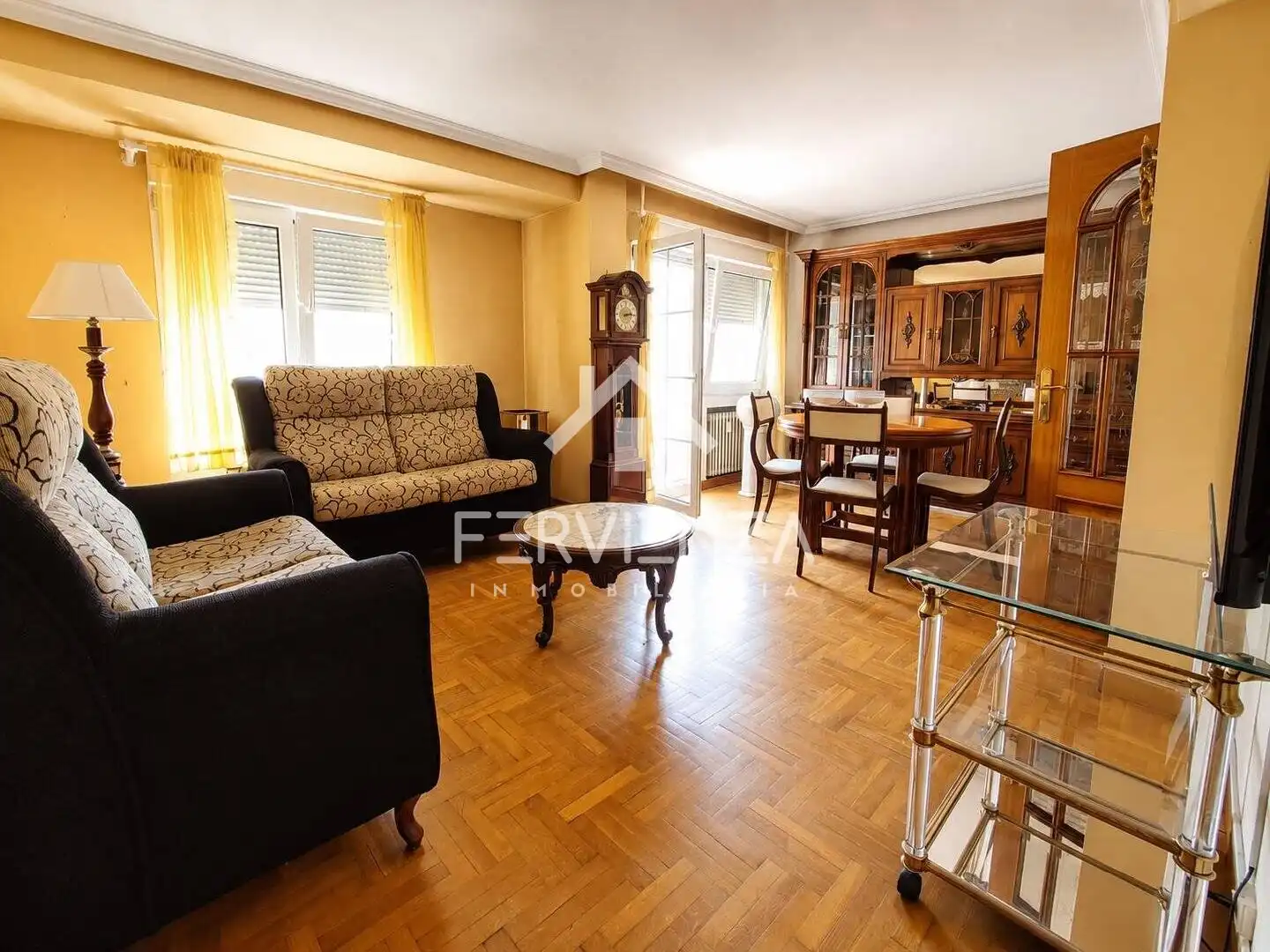 Sala d'estar de Pis en venda en Oviedo 
