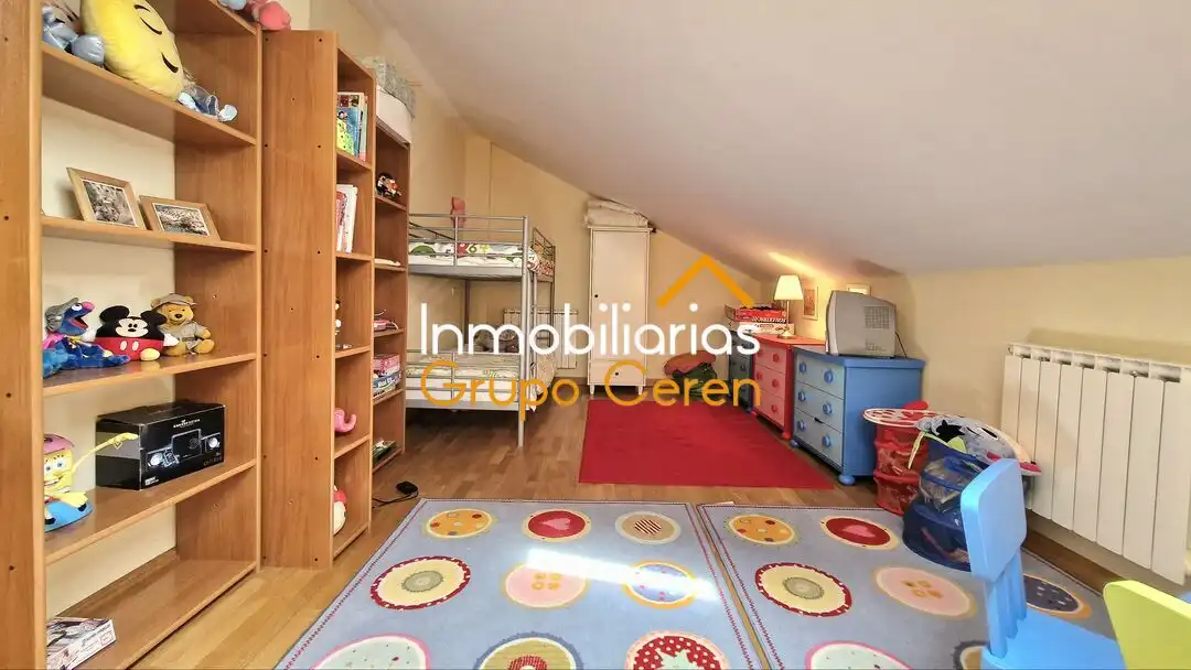 Casa adosada en venta en Cirueña con Calefacción, Jardín privado y Terraza