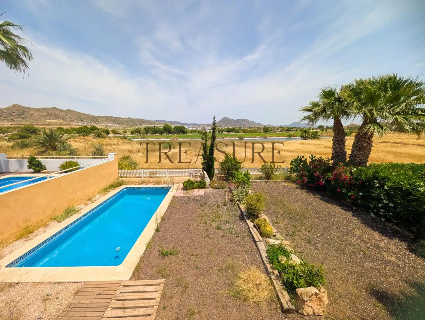 Chalet con terraza en venta en Calle España, imagen 2